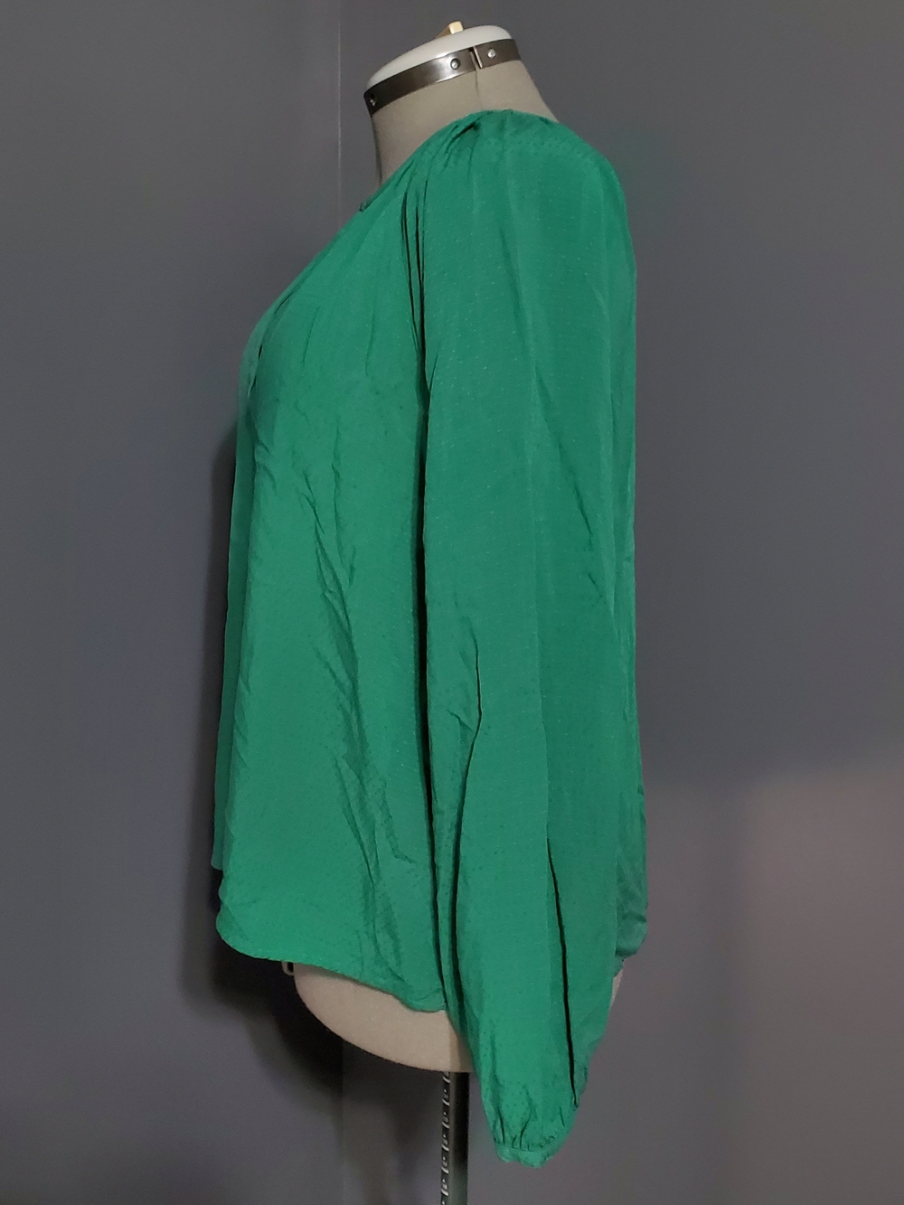 LOFT Outlet Mint Green V-Neck Peasant Top Blouse Women's Size L - Picture 2 of 7
